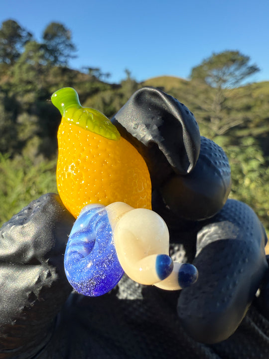 Waffle Glass Pendant - Snail On Lemon