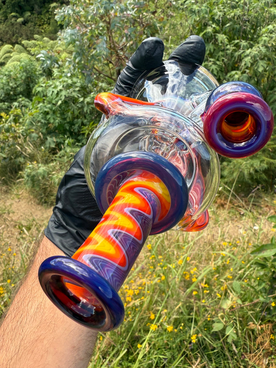 Uzzi Glass Wigwag Donut Recycler - Amber Purple/Amber Purple To Fire