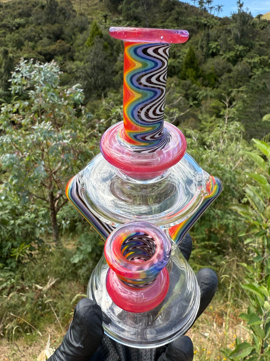 Uzzi Glass Wigwag Donut Recycler - Neo Opal/Orange/Jailhouse Rainbow