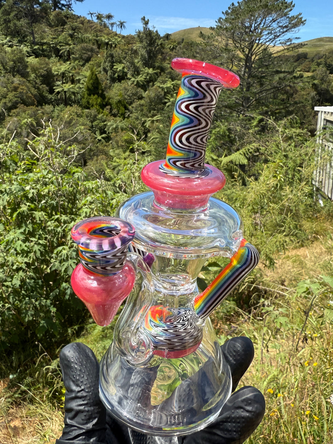 Uzzi Glass Wigwag Donut Recycler - Neo Opal/Orange/Jailhouse Rainbow