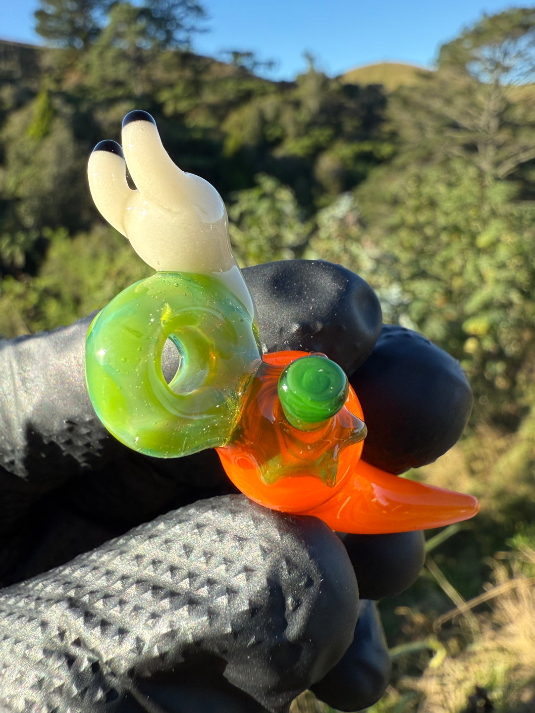 Waffle Glass Pendant - Snail On Chilli