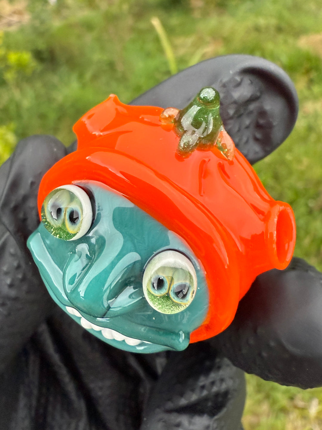 Wyrdglass Pumpkin Goblin Pendant - Custom Colour