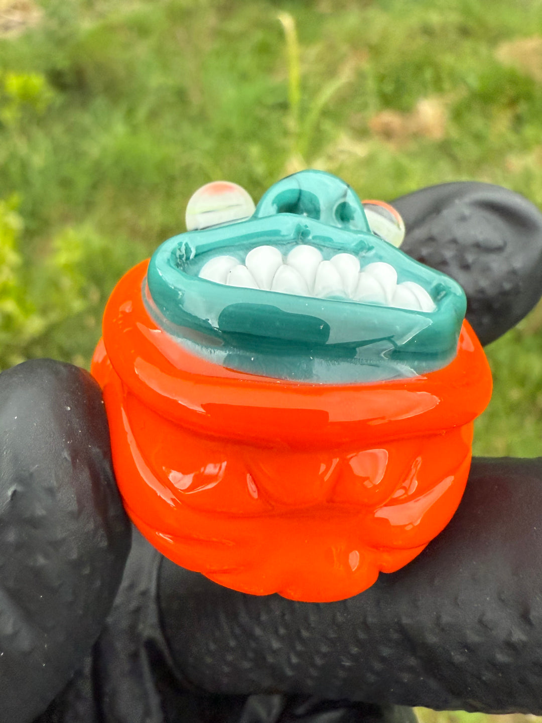 Wyrdglass Pumpkin Goblin Pendant - Custom Colour