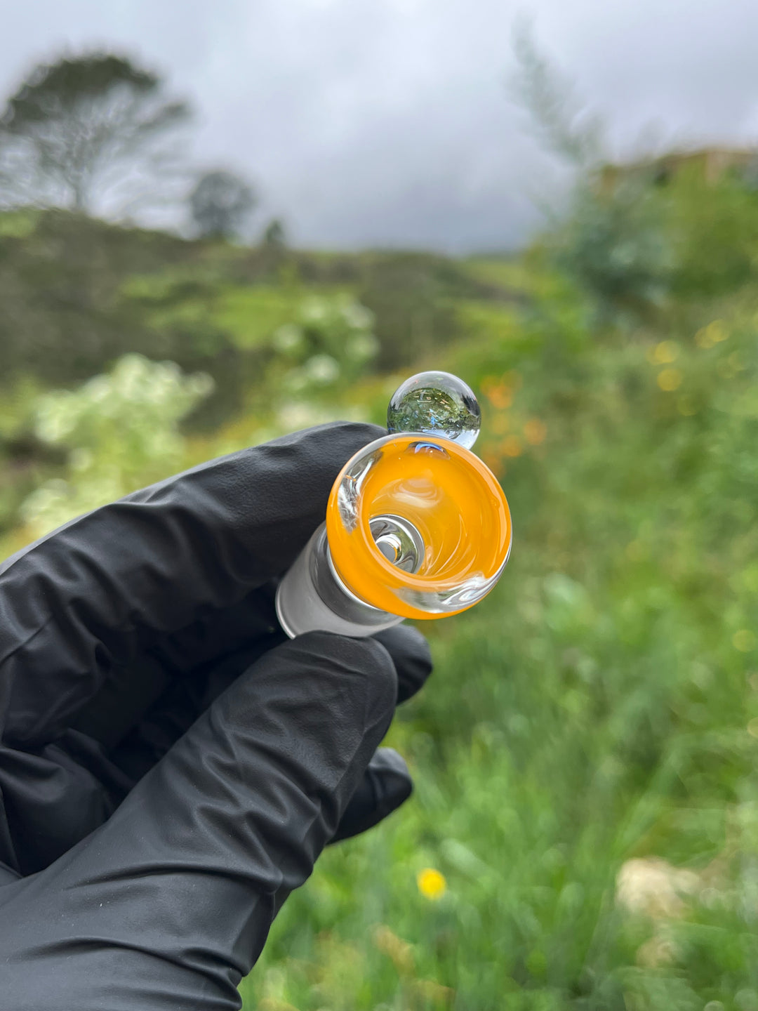 Empirical Glass Slide 18mm Dichro - Yellow Banana