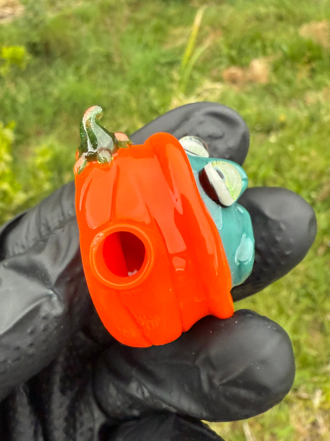 Wyrdglass Pumpkin Goblin Pendant - Custom Colour