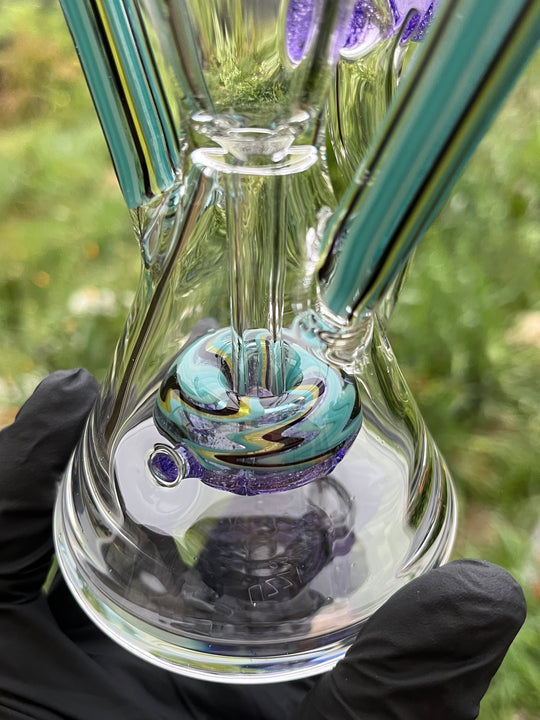 Uzzi Glass Wigwag Donut Recycler - Purple Lollipop/Blueberry