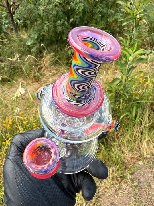 Uzzi Glass Wigwag Donut Recycler - Neo Opal/Orange/Jailhouse Rainbow