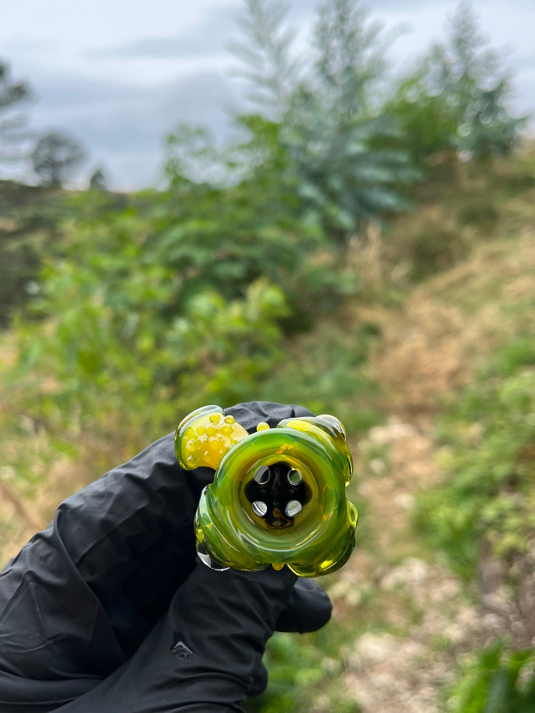 Wyrdglass Monster Slide - Green Opal/Pineapple Juice