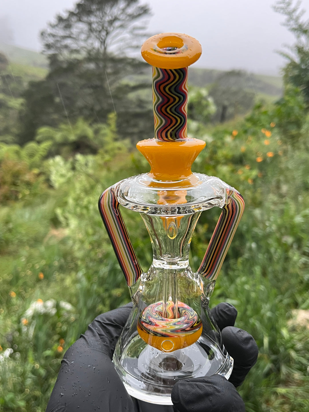 Uzzi Glass Wigwag Donut Recycler - Banana/Double Rainbow