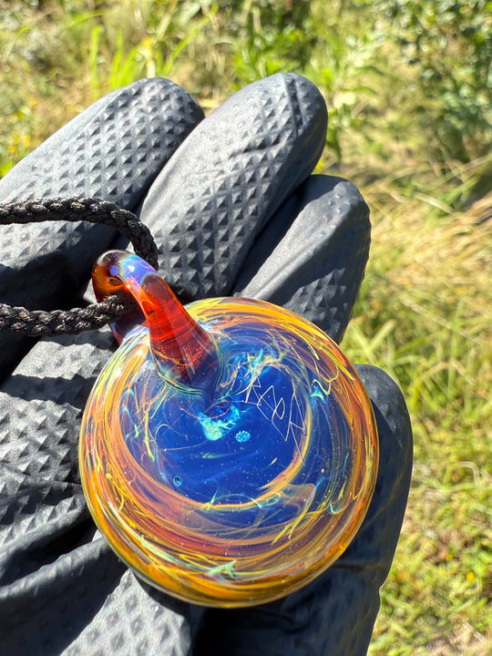 Beerglass Chaos Medallion Pendant - Lokis Lipstick/Multicoloured #2