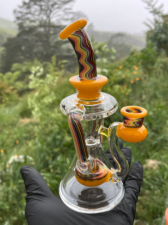 Uzzi Glass Wigwag Donut Recycler - Banana/Double Rainbow