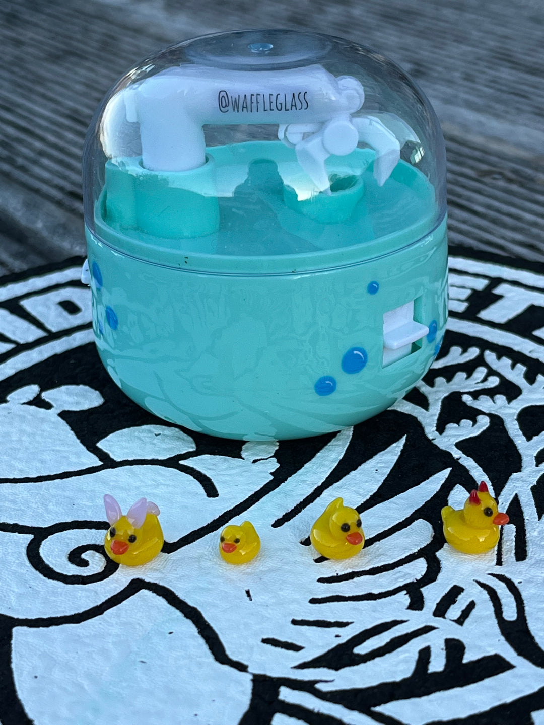 Waffle Glass Terp Pearl Claw Machine - Duck Themed