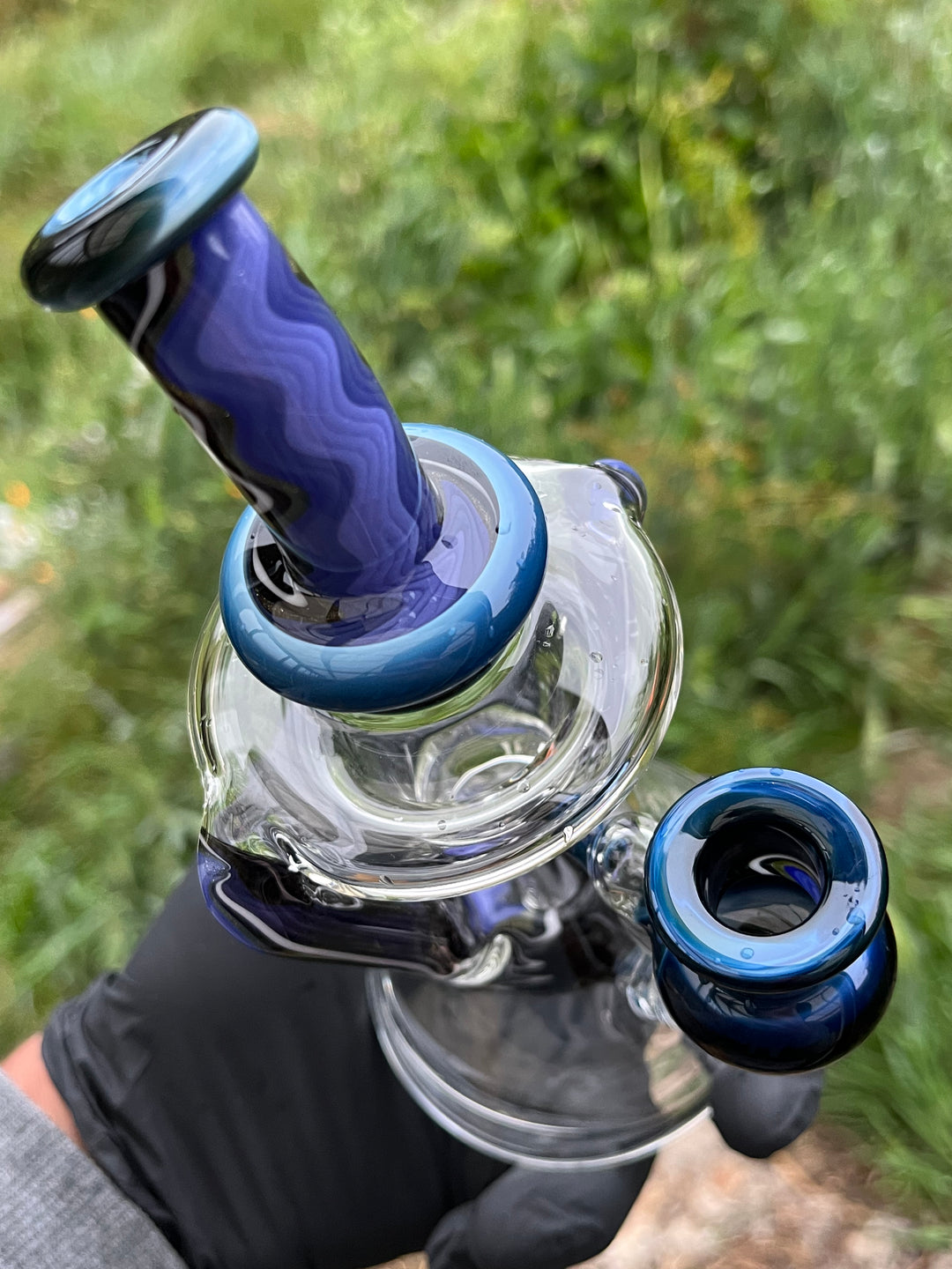 Uzzi Glass Wigwag Donut Recycler - Fade To Black/Purple Mountains