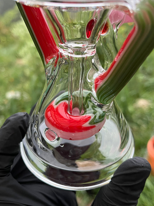 Uzzi Glass Wigwag Donut Recycler - Blush/Watermelon